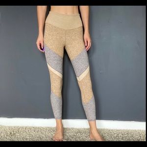 Alo Yoga Sheila color block leggings size xs